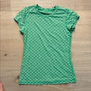 lululemon athletica Green short Sleeve Tee